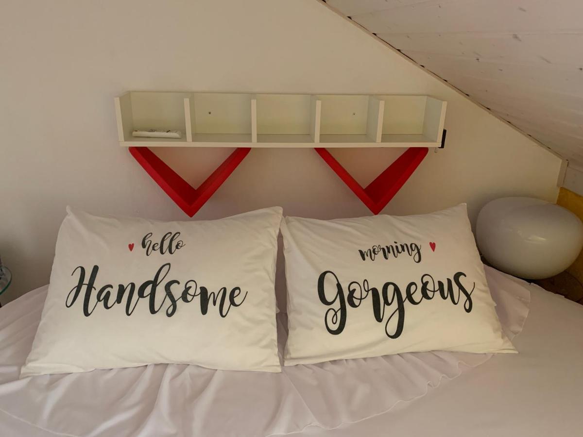 B&B Kelly Lausanne Bagian luar foto