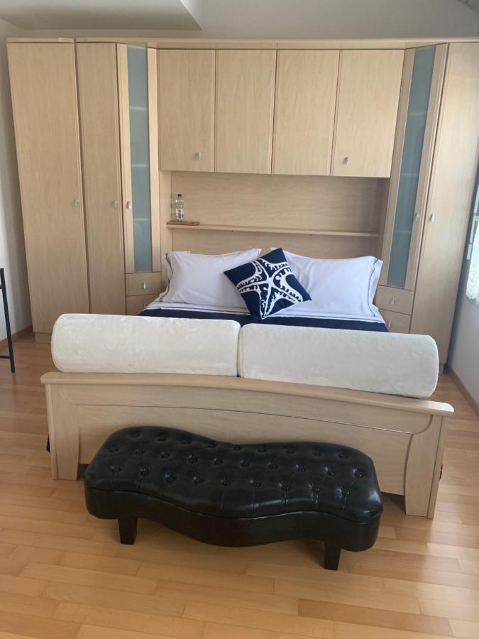 B&B Kelly Lausanne Bagian luar foto