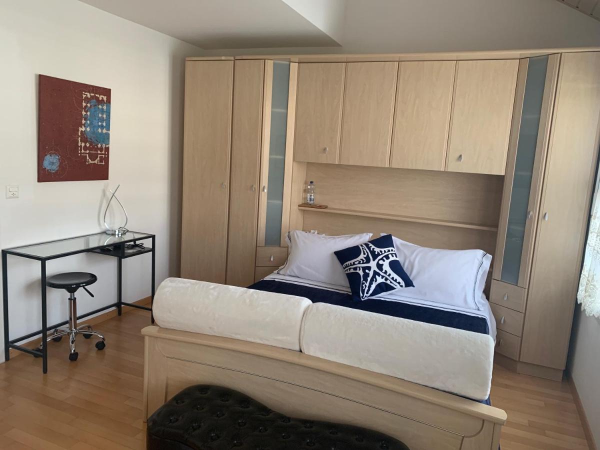 B&B Kelly Lausanne Bagian luar foto