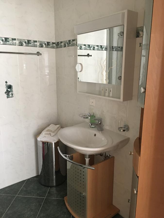 B&B Kelly Lausanne Bagian luar foto
