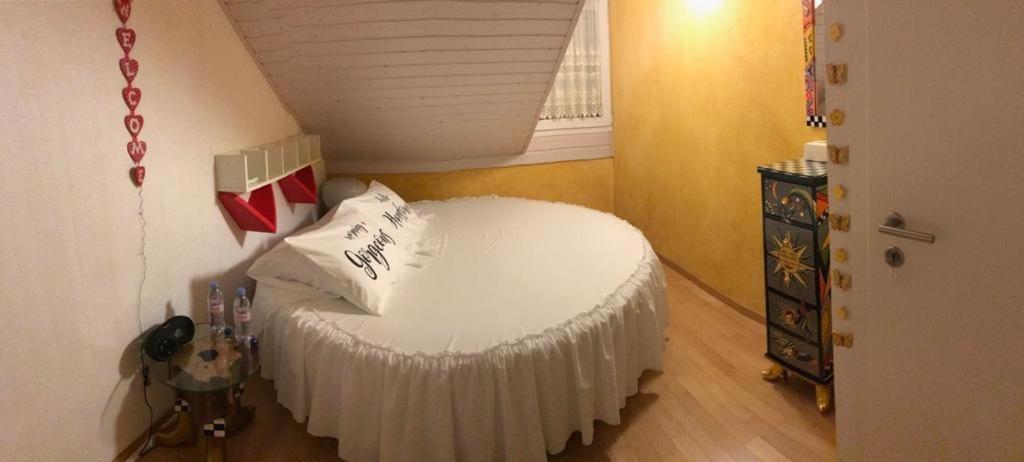 B&B Kelly Lausanne Bagian luar foto